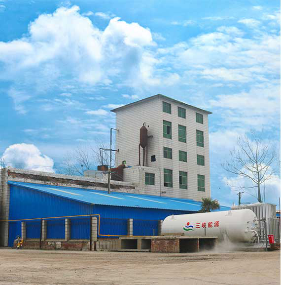 沁陽(yáng)市巨力鍛壓機(jī)床制造有限公司|河南四輥卷板機(jī)|三輥卷板機(jī)|型材彎曲機(jī)